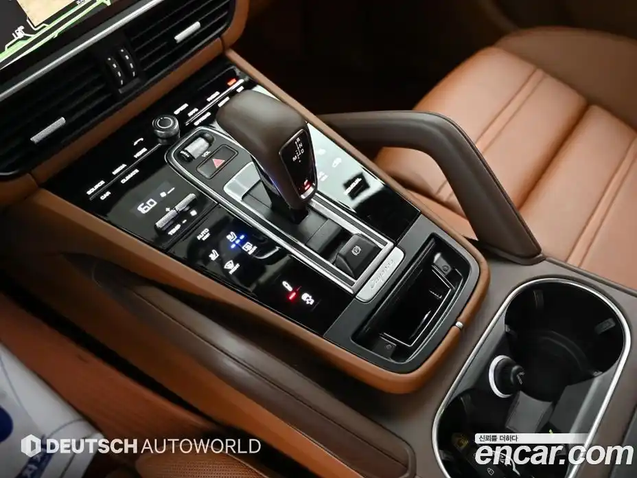 Porsche Cayenne 2023 3.0 автомат (гидро), фото 10