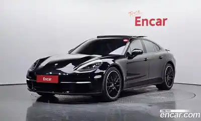 Porsche Panamera, 2018, 111 352 км