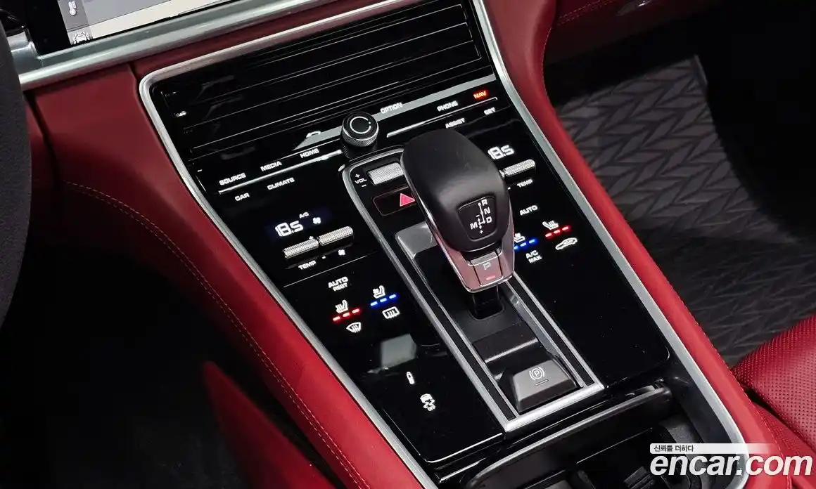 Porsche Panamera 2018 2.9 автомат (гидро), фото 9