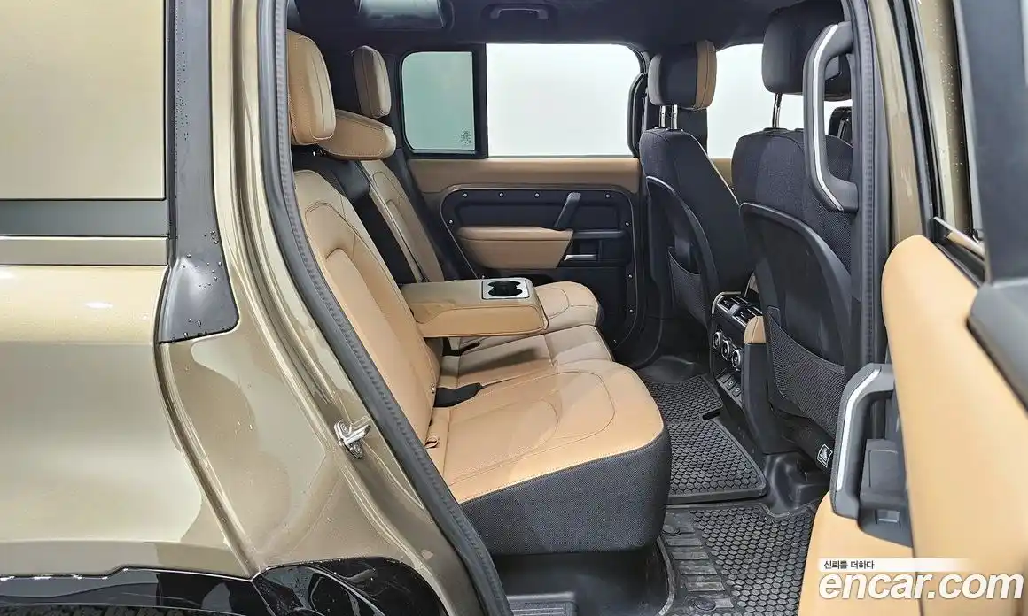 Land Rover Defender 2025 3.0 автомат (гидро), фото 11