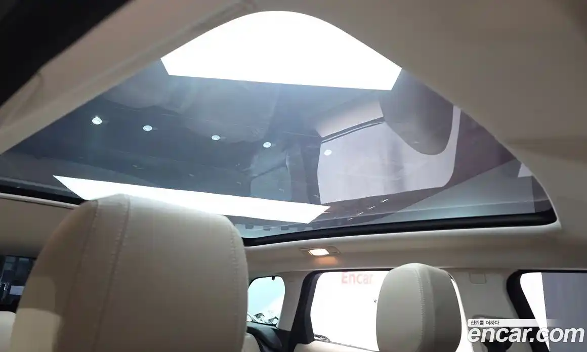 Land Rover Range Rover Evoque 2016 2.0 автомат (гидро), фото 18