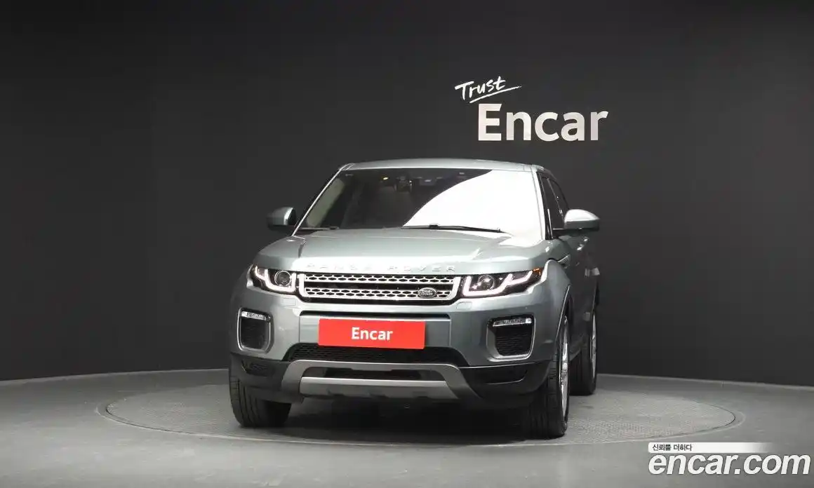 Land Rover Range Rover Evoque 2016 2.0 автомат (гидро), фото 3