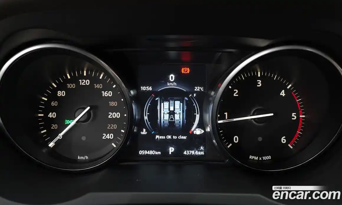 Land Rover Range Rover Evoque 2016 2.0 автомат (гидро), фото 8