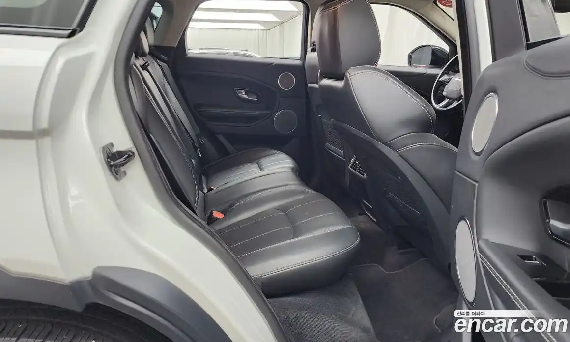 Land Rover Range Rover Evoque 2019 2.0 автомат (гидро), фото 12