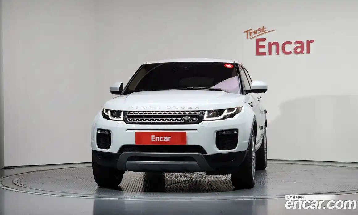 Land Rover Range Rover Evoque 2019 2.0 автомат (гидро), фото 3