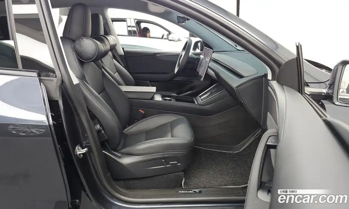 Tesla Model Y 2025 0.2 автомат (гидро), фото 17 Tesla Model Y 2025 0.2 автомат (гидро), фото 17