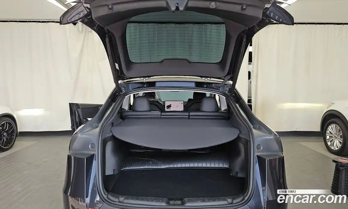Tesla Model Y 2025 0.2 автомат (гидро), фото 26 Tesla Model Y 2025 0.2 автомат (гидро), фото 26