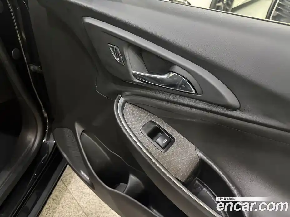 Chevrolet Malibu 2019 2.0 автомат (гидро), фото 16
