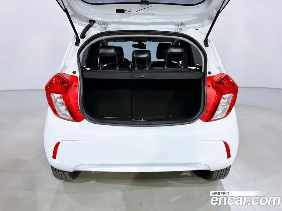Chevrolet Spark 2016 1.0 автомат (гидро), фото 19