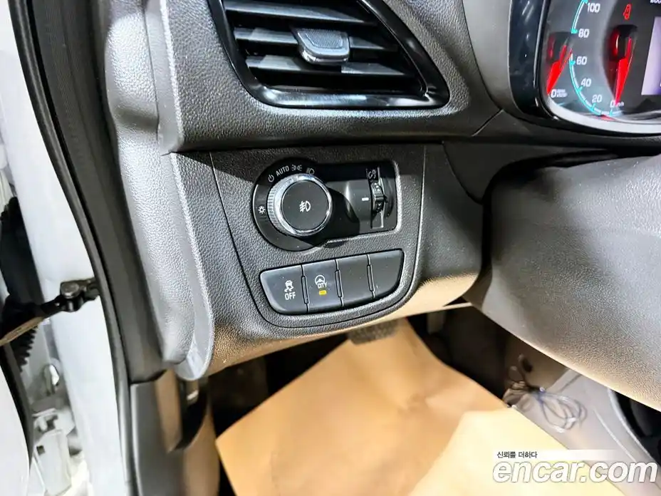 Chevrolet Spark 2016 1.0 автомат (гидро), фото 9