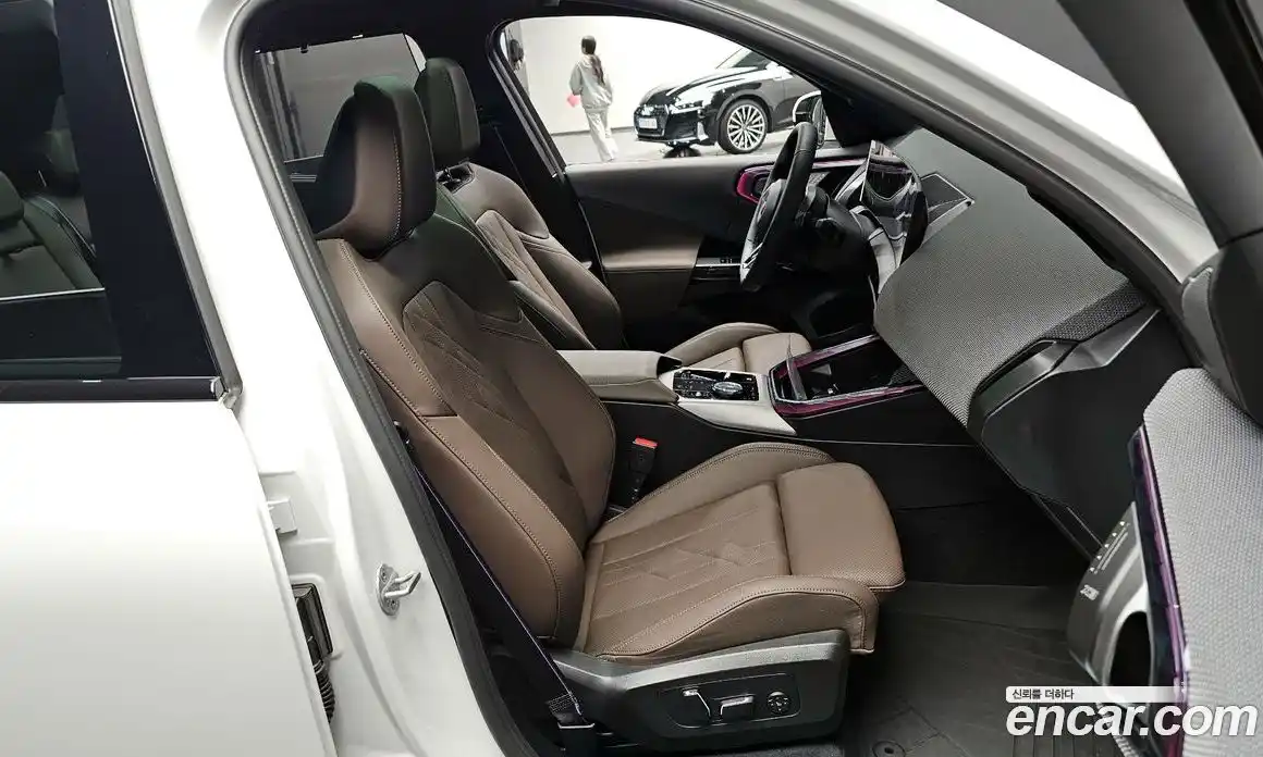 BMW X3 2025 2.0 автомат (гидро), фото 13