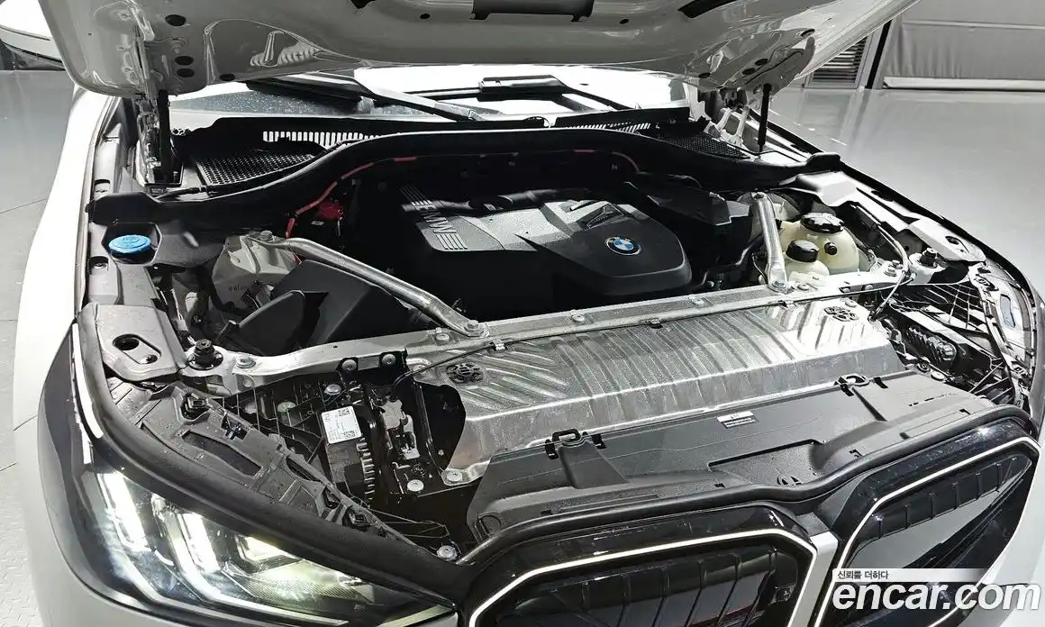 BMW X3 2025 2.0 автомат (гидро), фото 6