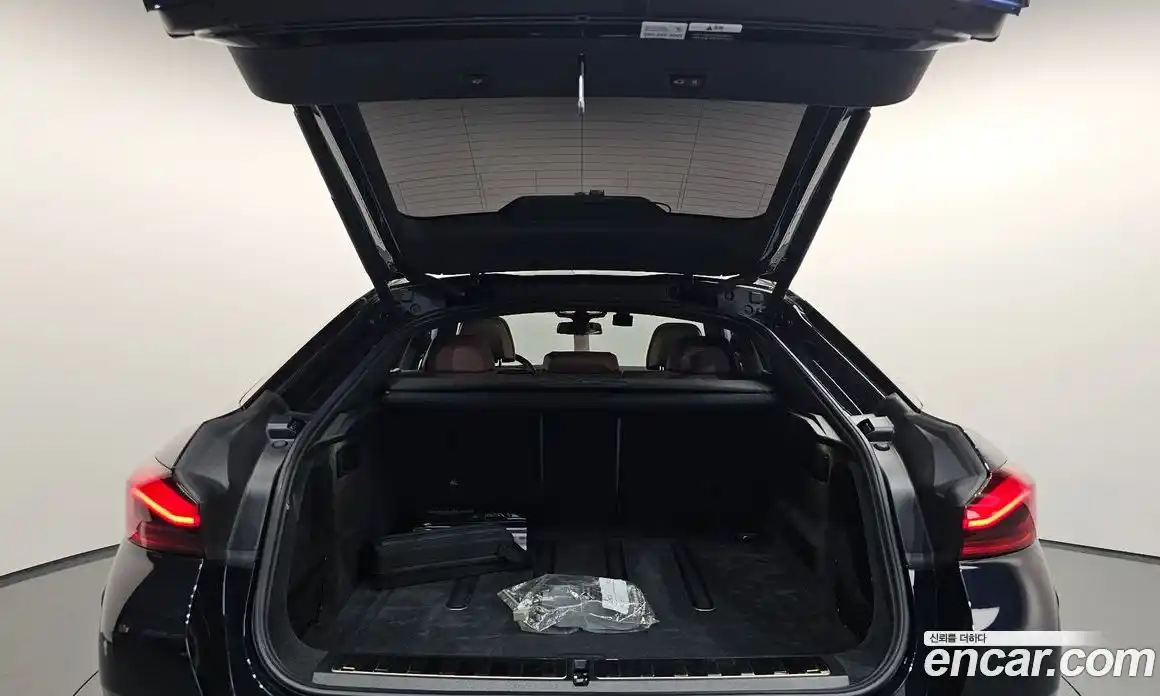 BMW X6 2025 3.0 автомат (гидро), фото 23
