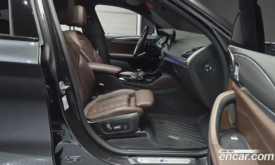 BMW X4 2023 2.0 автомат (гидро), фото 16