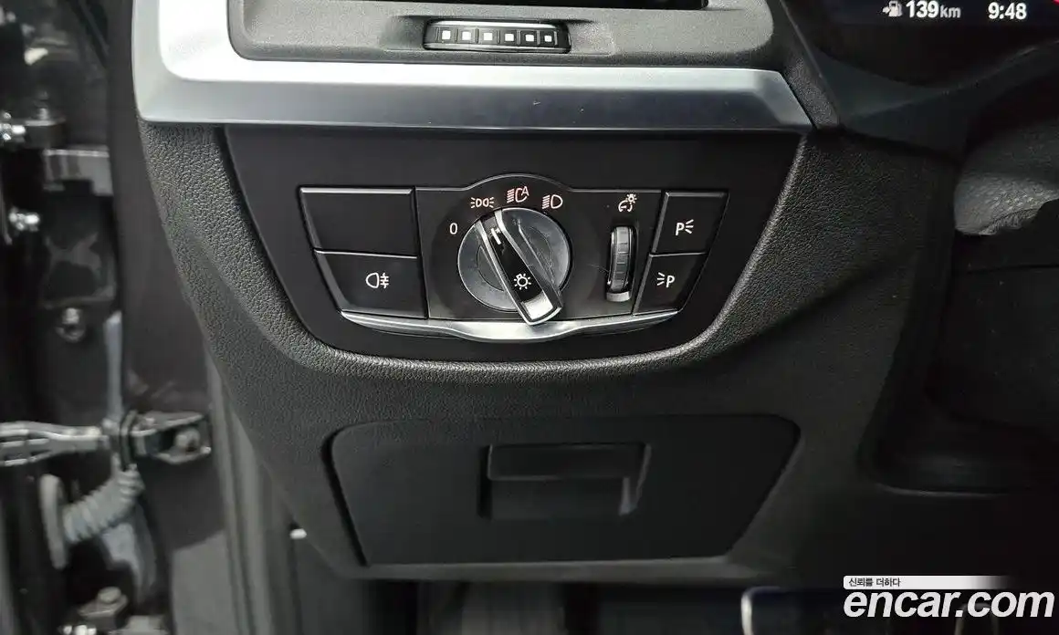 BMW X4 2023 2.0 автомат (гидро), фото 27