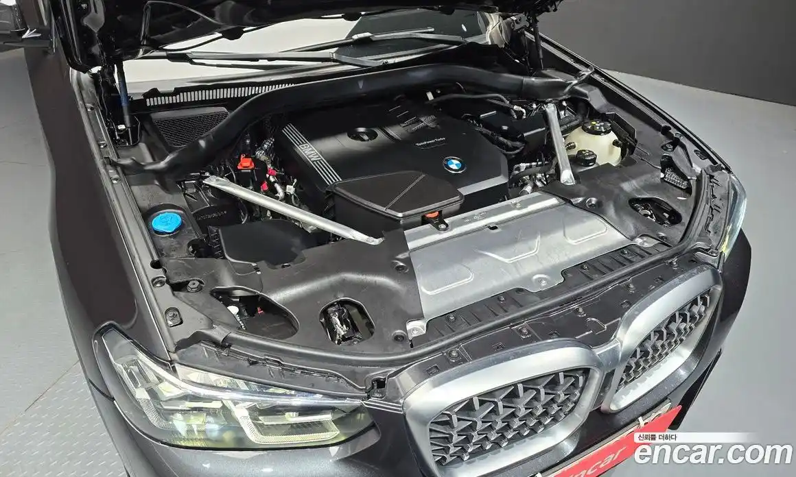 BMW X4 2023 2.0 автомат (гидро), фото 6
