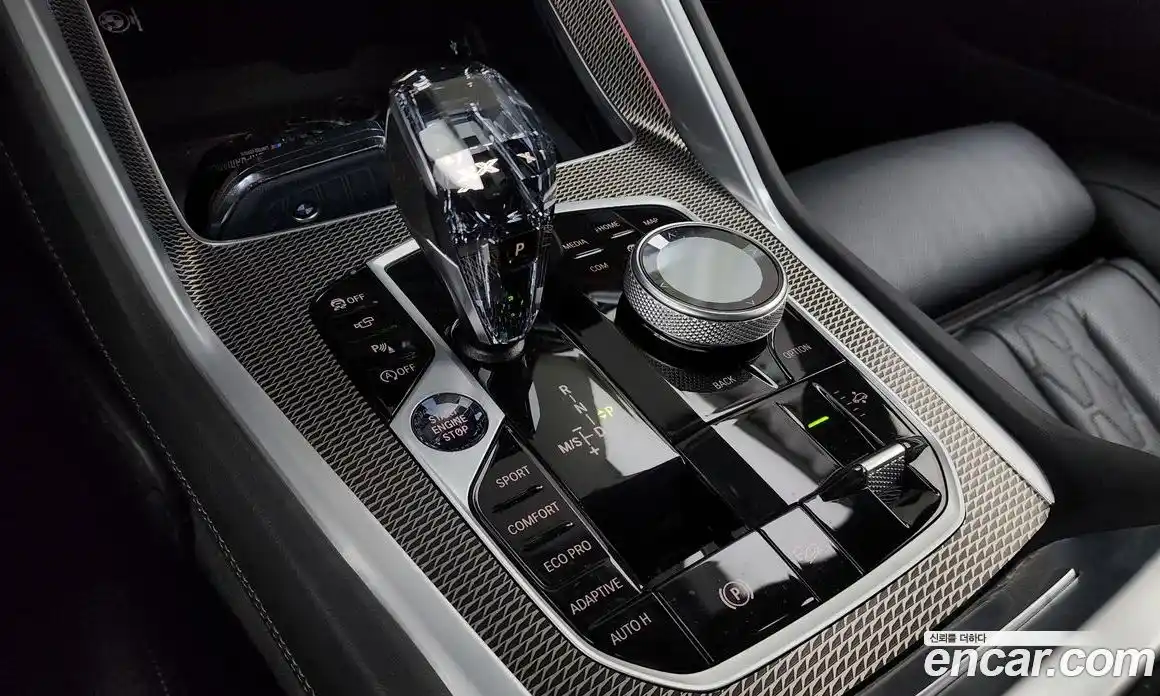 BMW X6 2023 3.0 автомат (гидро), фото 12