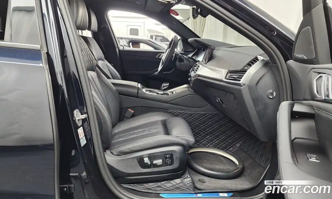 BMW X6 2023 3.0 автомат (гидро), фото 17