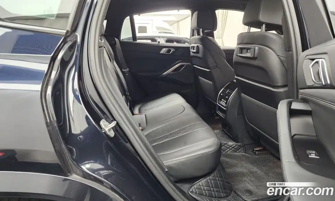 BMW X6 2023 3.0 автомат (гидро), фото 18