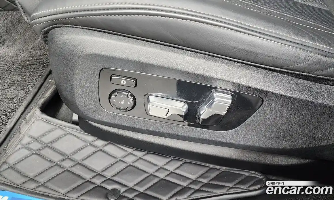 BMW X6 2023 3.0 автомат (гидро), фото 32