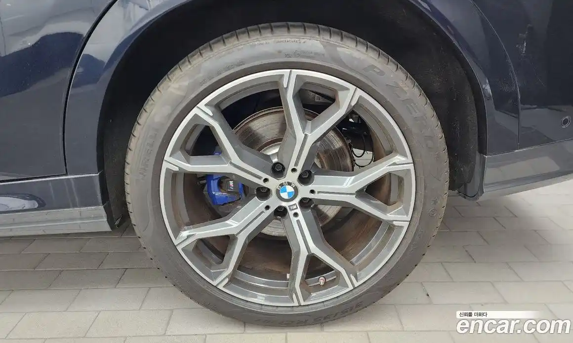 BMW X6 2023 3.0 автомат (гидро), фото 7