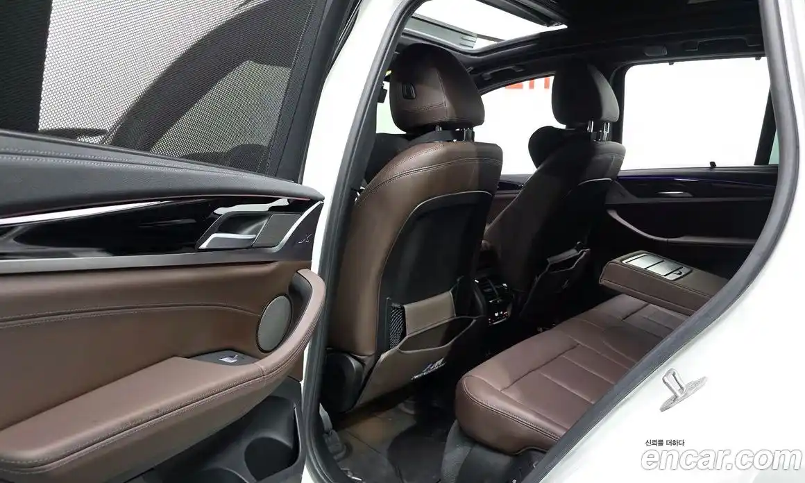 BMW X3 2023 3.0 автомат (гидро), фото 17