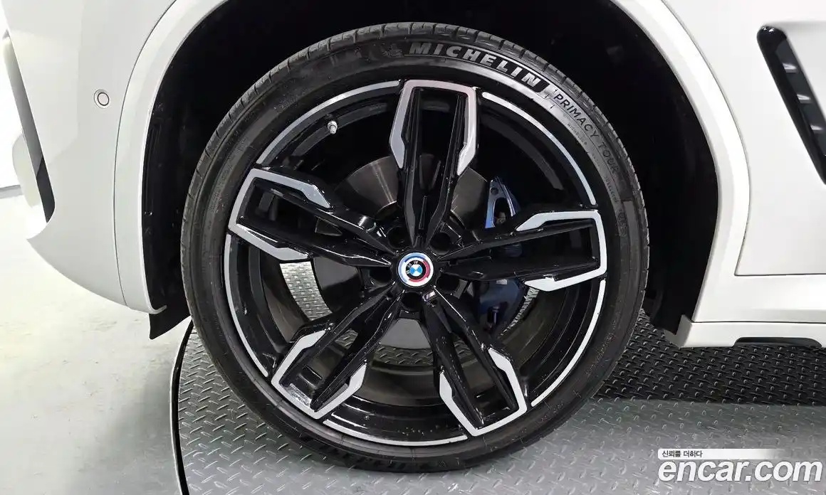 BMW X3 2023 3.0 автомат (гидро), фото 5