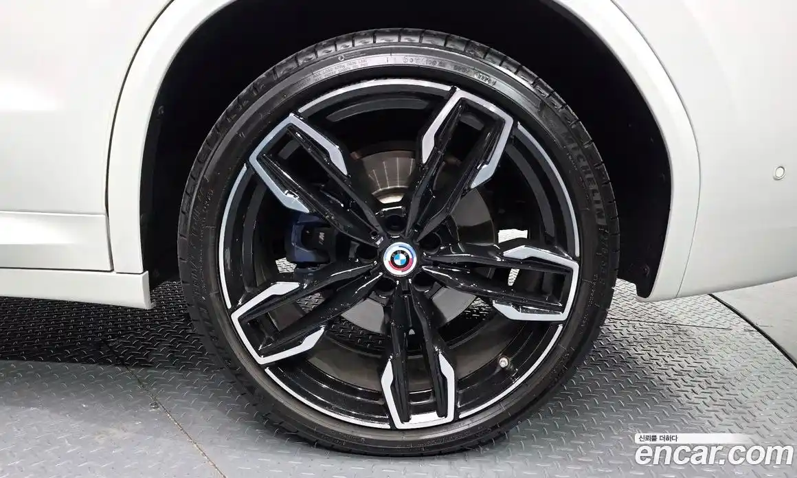 BMW X3 2023 3.0 автомат (гидро), фото 7