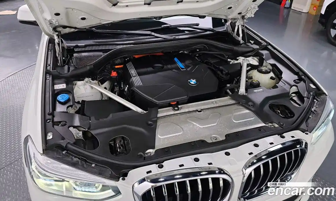 BMW X3 2021 2.0 автомат (гидро), фото 6