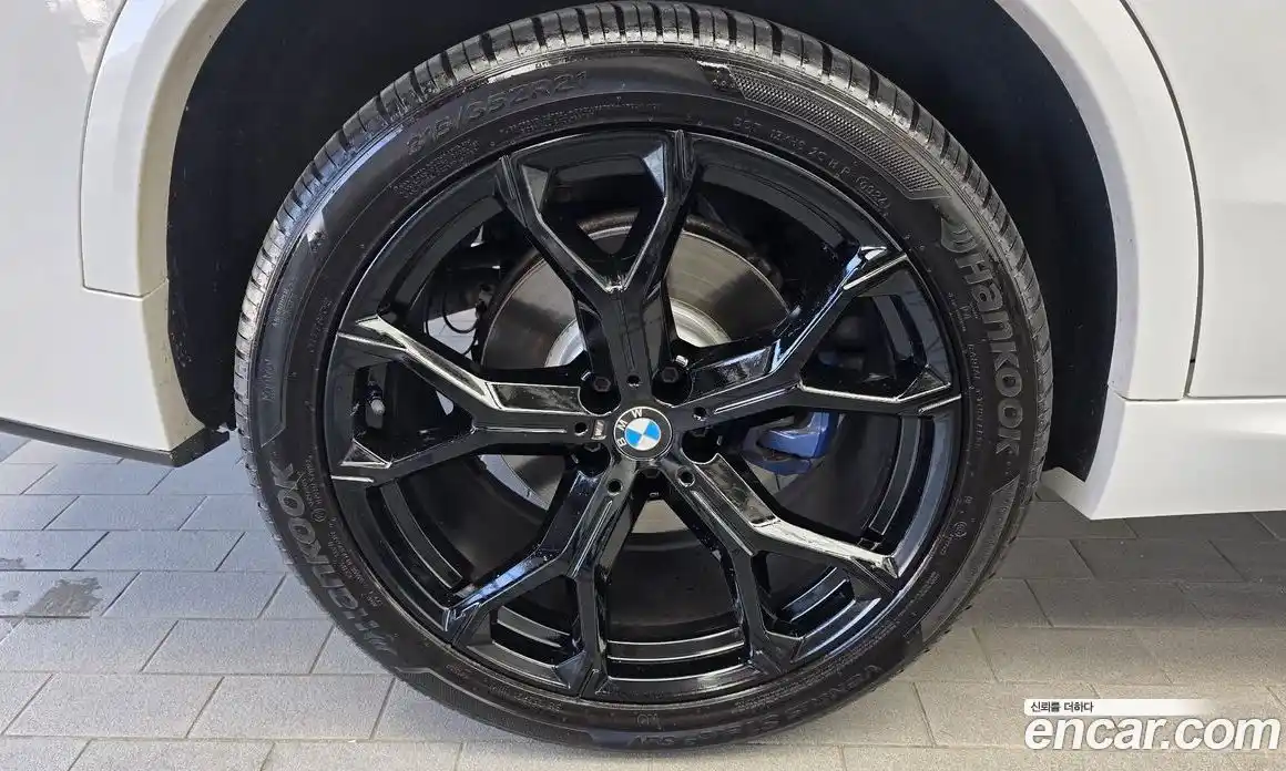 BMW X5 2022 3.0 автомат (гидро), фото 5