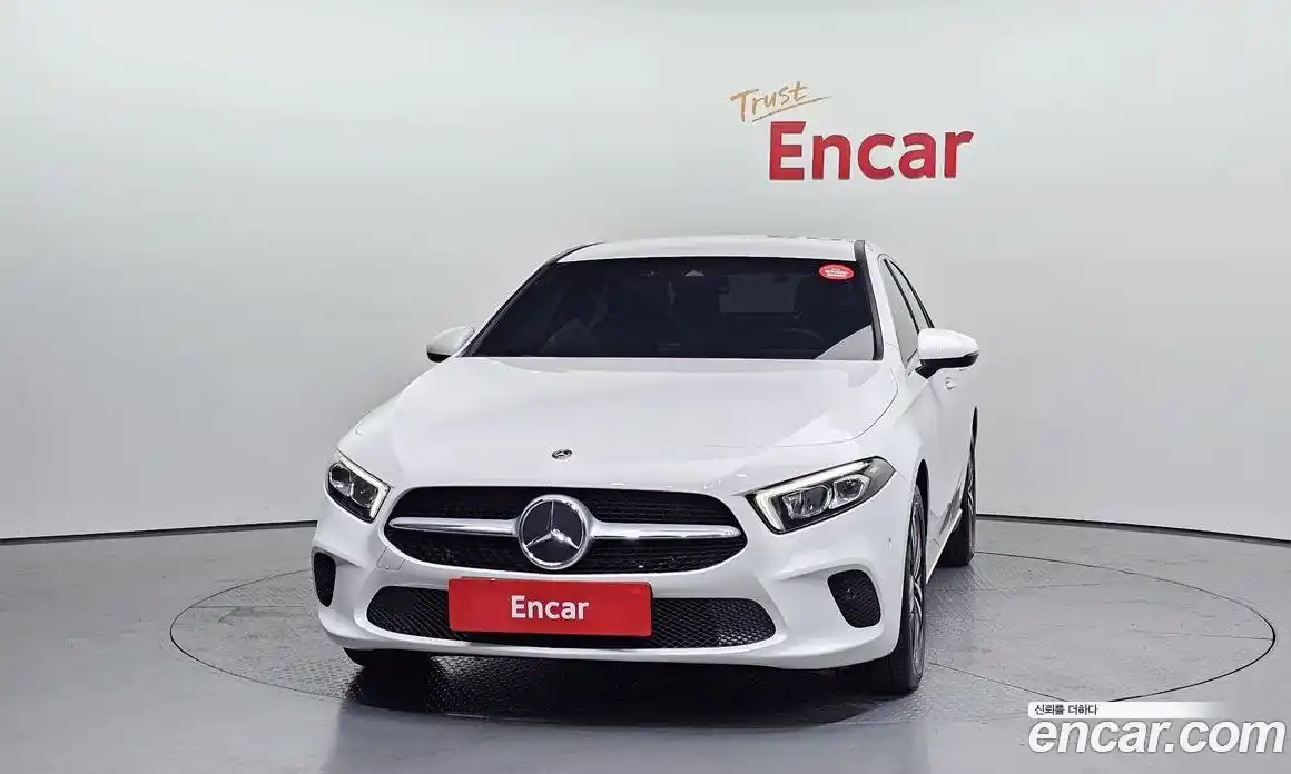 Mercedes-Benz A-Class 2022 2.0 гидро, фото 3 Mercedes-Benz A-Class 2022 2.0 гидро, фото 3