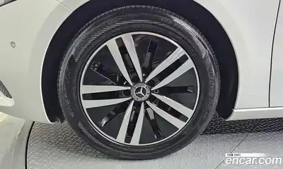 Mercedes-Benz A-Class 2022 2.0 гидро, миниатюра 5 Mercedes-Benz A-Class 2022 2.0 гидро, миниатюра 5