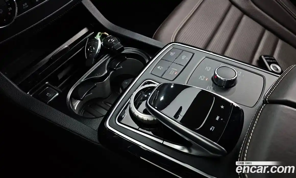 Mercedes-Benz GLE-Class 2017 5.5 гидро, фото 23 Mercedes-Benz GLE-Class 2017 5.5 гидро, фото 23