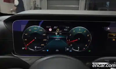 Mercedes-Benz E-Class 2023 2.0 автомат (гидро), миниатюра 11