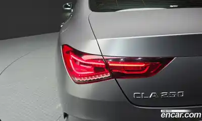 Mercedes-Benz CLA-Class 2020 2.0 гидро, миниатюра 9