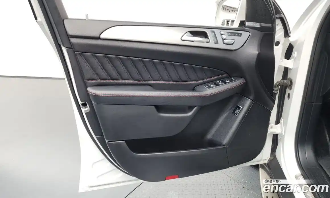 Mercedes-Benz GLE-Class 2018 3.0 гидро, фото 14 Mercedes-Benz GLE-Class 2018 3.0 гидро, фото 14
