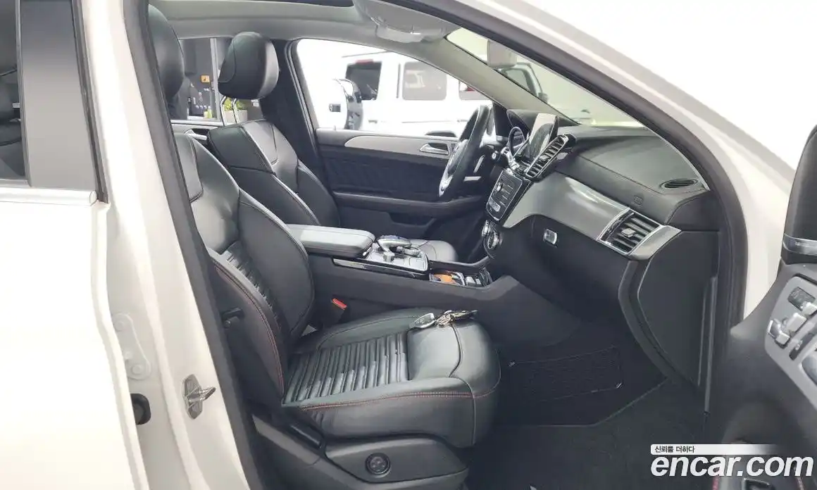 Mercedes-Benz GLE-Class 2018 3.0 гидро, фото 16 Mercedes-Benz GLE-Class 2018 3.0 гидро, фото 16