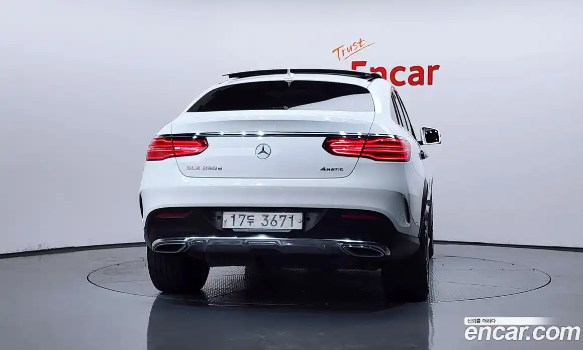 Mercedes-Benz GLE-Class 2018 3.0 гидро, фото 4 Mercedes-Benz GLE-Class 2018 3.0 гидро, фото 4