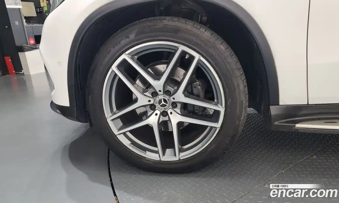 Mercedes-Benz GLE-Class 2018 3.0 гидро, фото 5 Mercedes-Benz GLE-Class 2018 3.0 гидро, фото 5