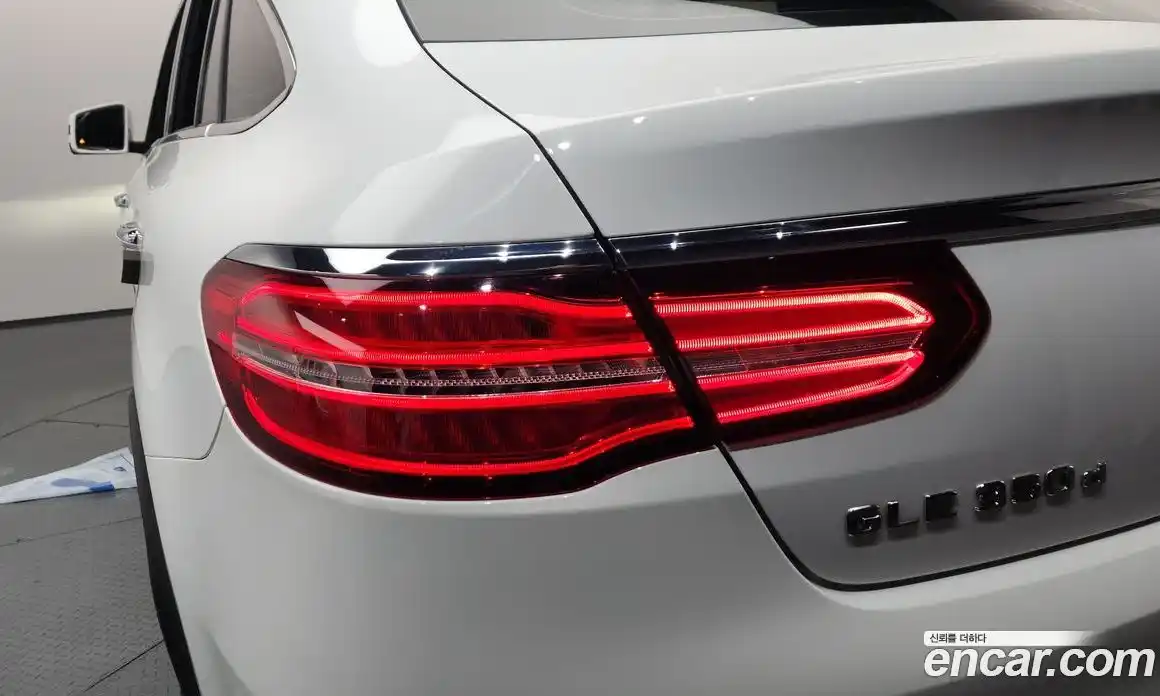 Mercedes-Benz GLE-Class 2018 3.0 гидро, фото 9 Mercedes-Benz GLE-Class 2018 3.0 гидро, фото 9