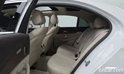 Mercedes-Benz E-Class 2016 2.0 автомат (гидро), миниатюра 12