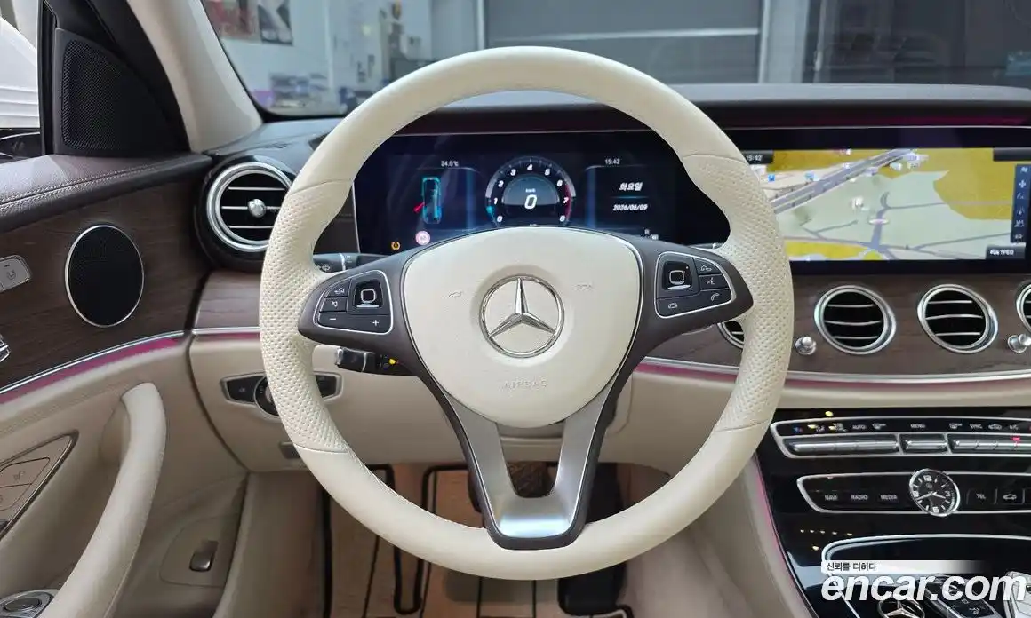 Mercedes-Benz E-Class 2016 2.0 автомат (гидро), фото 13
