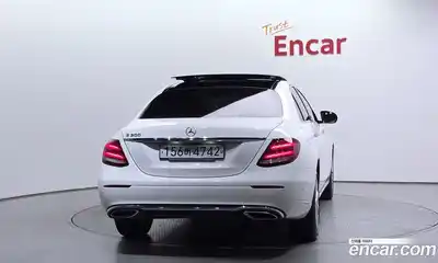 Mercedes-Benz E-Class 2016 2.0 автомат (гидро), миниатюра 4