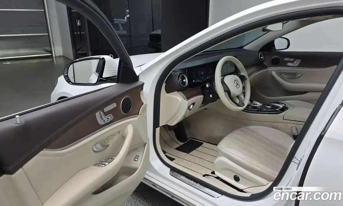 Mercedes-Benz E-Class 2016 2.0 автомат (гидро), фото 10