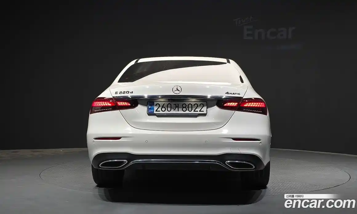Mercedes-Benz E-Class 2020 1.9 автомат (гидро), фото 4