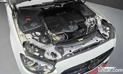 Mercedes-Benz E-Class 2020 1.9 автомат (гидро), миниатюра 6