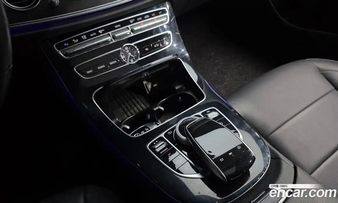 Mercedes-Benz E-Class 2019 1.9 автомат (гидро), фото 29