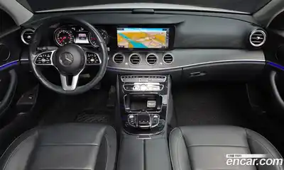 Mercedes-Benz E-Class 2019 1.9 автомат (гидро), миниатюра 10
