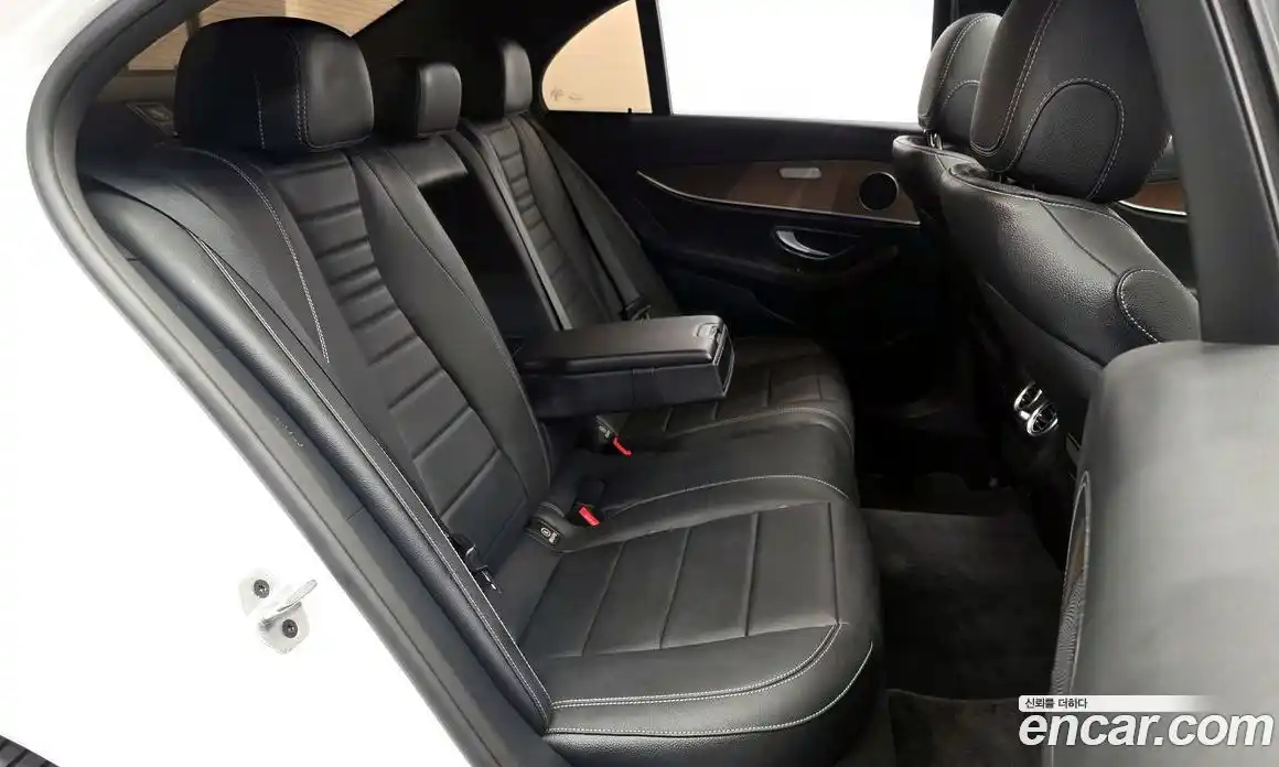 Mercedes-Benz E-Class 2021 1.9 автомат (гидро), фото 12