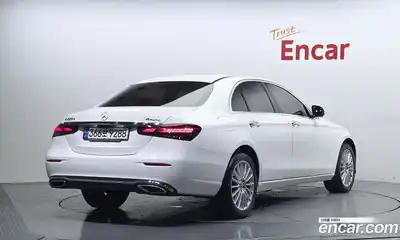Mercedes-Benz E-Class 2021 1.9 автомат (гидро), миниатюра 2